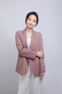 黄健芳